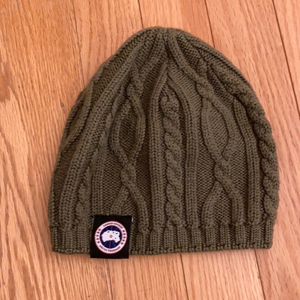 Canada Goose 100% Merino Wool Beanie